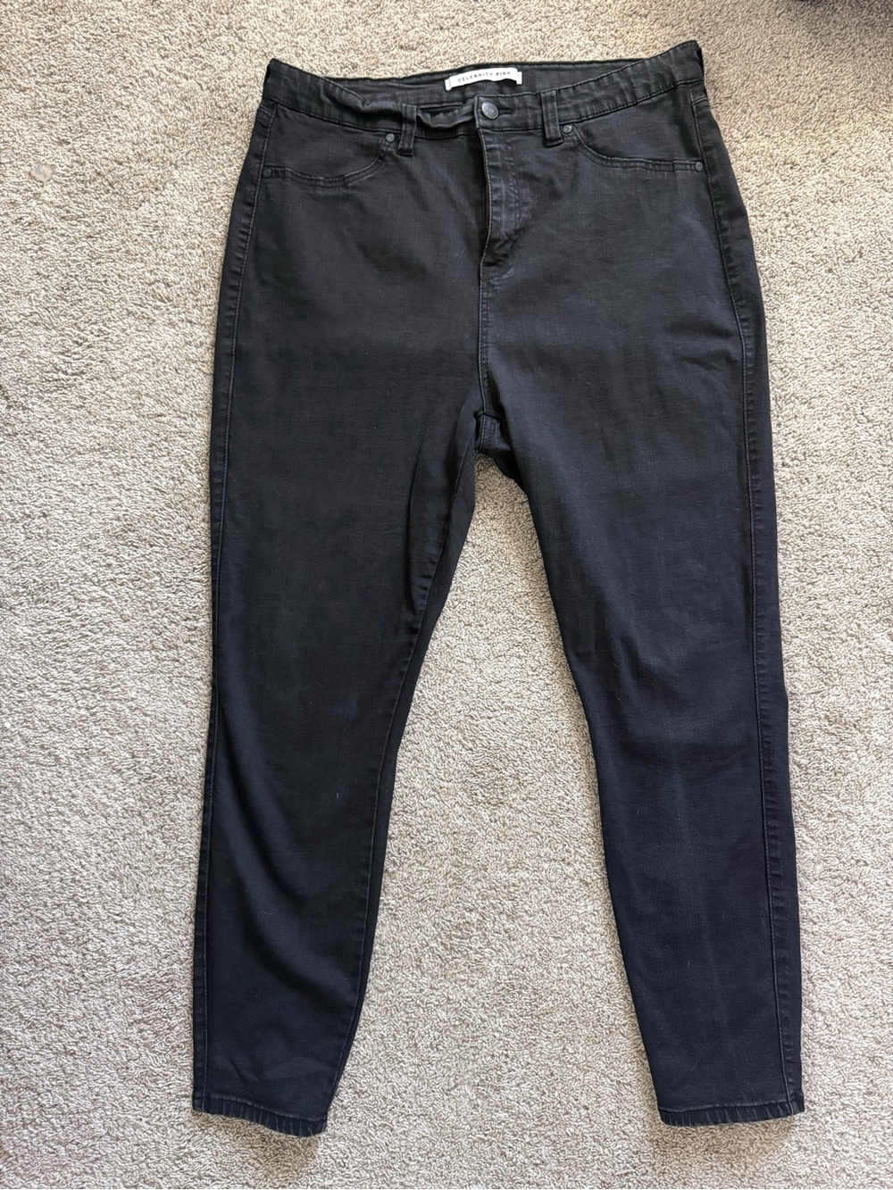 Celebrity Pink High-Rise Black Curvy Skinny Jeans Sz 18